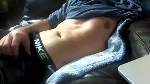 Snapshot of jay_bee3 chatting on 04.14.26 Say hi i wont bite...unless you want me to online show from 04.14.26