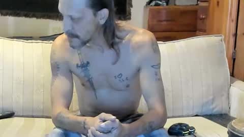 Snapshot of jay_short7863 chatting on 05.13.26 O F jay short786 online show from 05.13.26