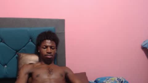 Snapshot of jaycolinss chatting on 12.29.24 jaycollins online show from 12.29.24