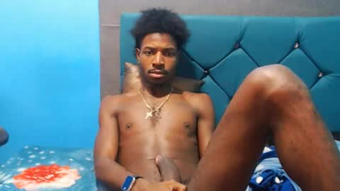 Snapshot of jaycolinss chatting on 01.13.25 jaycollins online show from 01.13.25