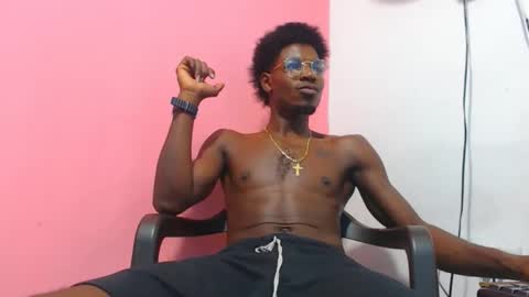 Snapshot of jaycolinss chatting on 01.22.25 jaycollins online show from 01.22.25