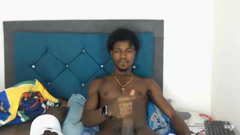 Snapshot of jaycolinss chatting on 01.25.25 jaycollins online show from 01.25.25