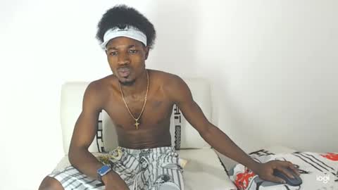 Snapshot of jaycolinss chatting on 01.27.25 jaycollins online show from 01.27.25