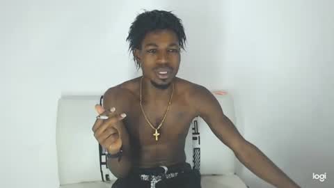 Snapshot of jaycolinss chatting on 02.01.25 jaycollins online show from 02.01.25