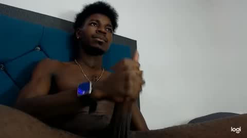 Snapshot of jaycolinss chatting on 03.06.25 jaycollins online show from 03.06.25