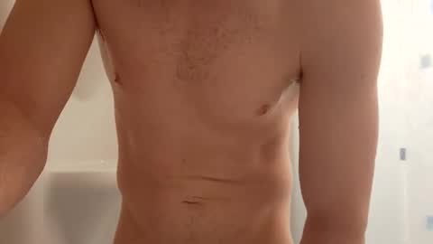 Snapshot of jaysmitty696924 chatting on 02.22.26 jaysmitty696924 online show from 02.22.26