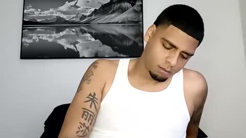 Snapshot of jaysofly89 chatting on 12.19.24 Jayfly online show from 12.19.24