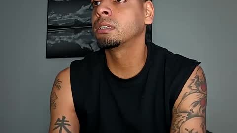 Snapshot of jaysofly89 chatting on 02.10.25 Jayfly online show from 02.10.25