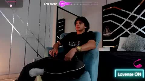 Snapshot of jaytaylorr chatting on 07.13.26 Jay Taylor online show from 07.13.26