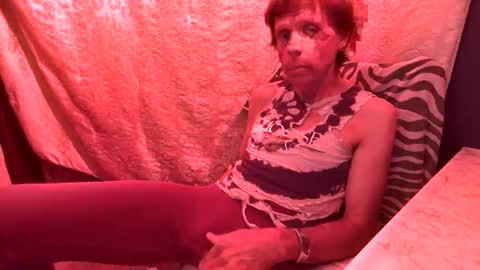 Snapshot of jaz_80 chatting on 11.16.25 jaz_80 online show from 11.16.25