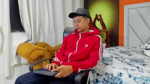 Snapshot of jaze_bradley chatting on 02.25.25 jaze_bradley online show from 02.25.25