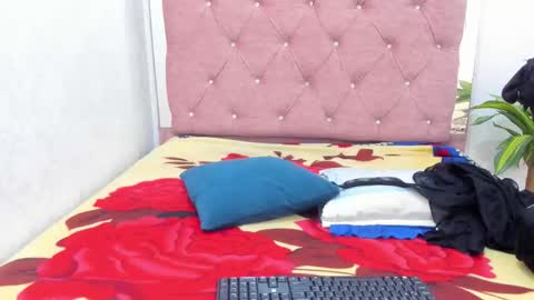 Snapshot of jazmin040_ chatting on 01.10.26 jazmin040_ online show from 01.10.26