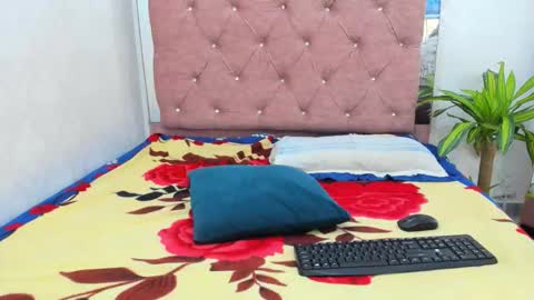 Snapshot of jazmin040_ chatting on 01.14.26 jazmin040_ online show from 01.14.26