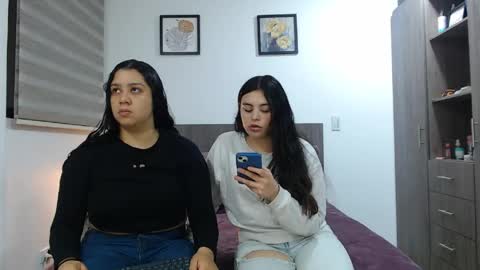 Snapshot of jazmin_dharius chatting on 05.12.26 Jazmin and Scarlett online show from 05.12.26