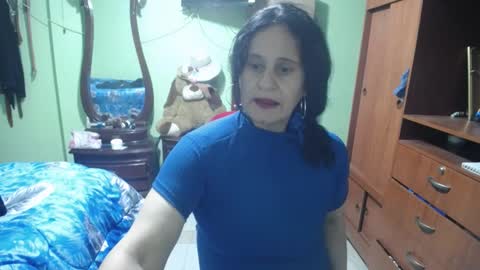 Snapshot of jazmin_rios chatting on 02.04.25 jazmim online show from 02.04.25