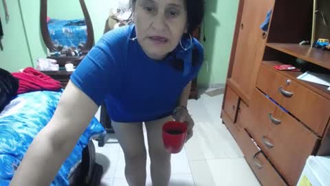 Snapshot of jazmin_rios chatting on 02.04.25 jazmim online show from 02.04.25