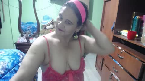 Snapshot of jazmin_rios chatting on 02.07.25 jazmim online show from 02.07.25