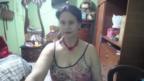 Snapshot of jazmin_rios chatting on 09.30.25 jazmim online show from 09.30.25