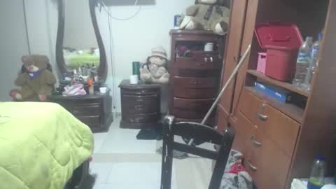 jazmim online show from 12.04.25