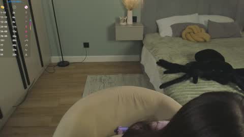 Snapshot of jazminenakano chatting on 11.03.25 Mira the personal mirage D online show from 11.03.25