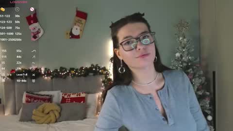 Snapshot of jazminenakano chatting on 01.09.26 Mira the personal mirage D online show from 01.09.26