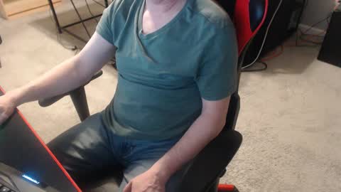 Snapshot of jcor13 chatting on 02.12.25 Jim online show from 02.12.25