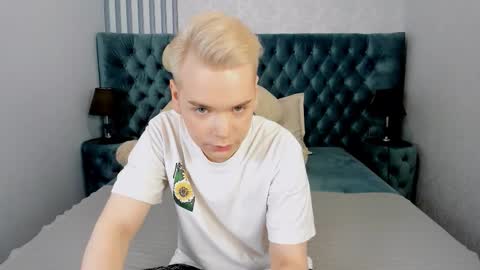 je_salvatore online show from 03.04.26