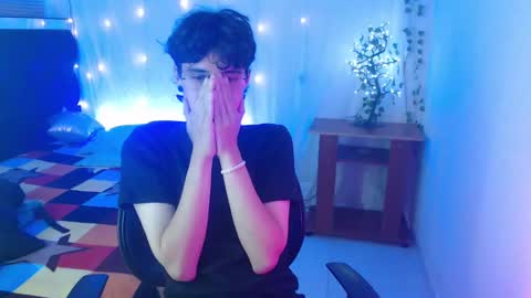 Snapshot of jeam_hot chatting on 12.29.24 jeam_hot online show from 12.29.24