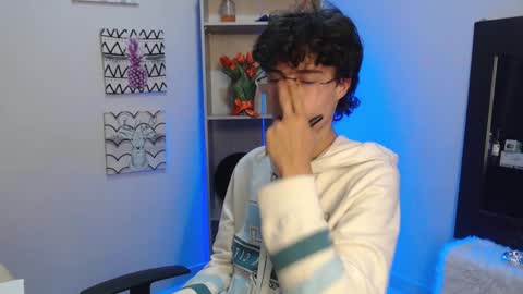 Snapshot of jeam_hot chatting on 01.18.25 jeam_hot online show from 01.18.25