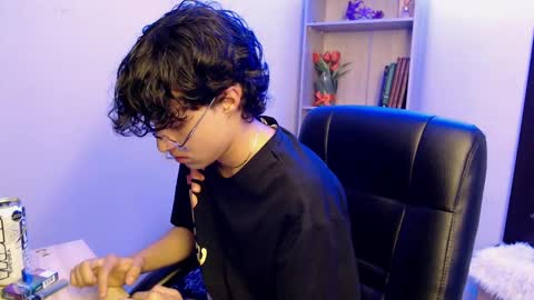 Snapshot of jeam_hot chatting on 02.09.25 jeam_hot online show from 02.09.25