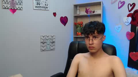 Snapshot of jeam_hot chatting on 03.12.25 jeam_hot online show from 03.12.25