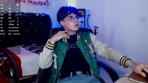 Snapshot of jeam_hot chatting on 10.25.25 jeam_hot online show from 10.25.25