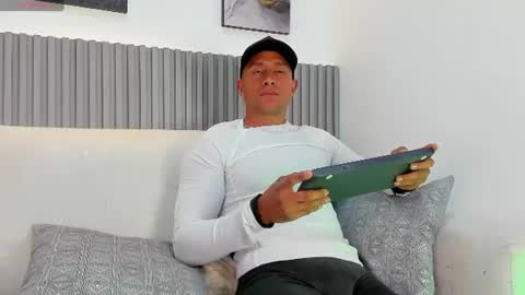 Snapshot of jean_prime chatting on 06.16.26 JEAN online show from 06.16.26