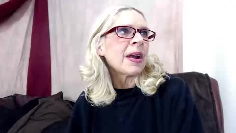 Jean Saint Sin online show from 12.20.25