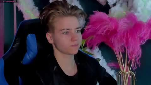 jean_wilsons online show from 04.11.26