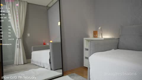 Bianca online show from 02.04.25