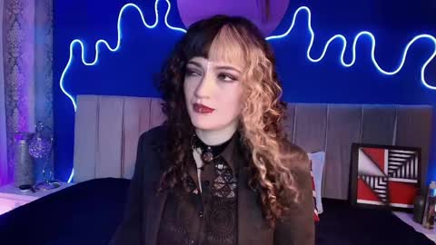 Snapshot of jeannesabatier chatting on 05.28.26 Jean online show from 05.28.26