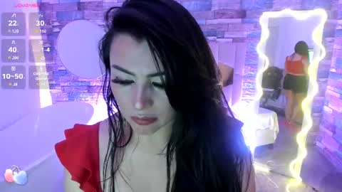 Snapshot of jeannette_tay chatting on 06.24.26 JEANNETTE online show from 06.24.26