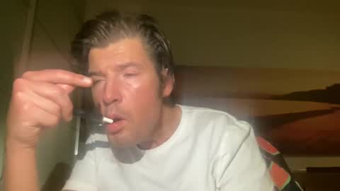 Snapshot of jeanslov chatting on 12.08.24 jeanslov online show from 12.08.24