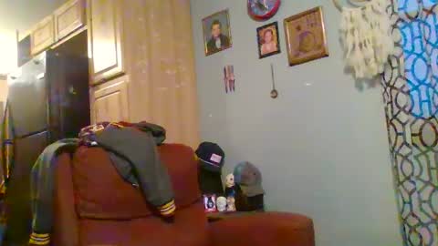 Snapshot of jearnold44 chatting on 02.11.25 jearnold44 online show from 02.11.25