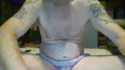 Snapshot of jearnold811938547 chatting on 10.04.25 jearnold811938547 online show from 10.04.25