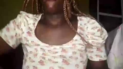 Snapshot of jeeci chatting on 01.14.25 Jeeci online show from 01.14.25