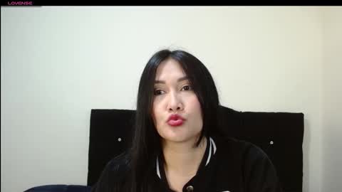 Snapshot of jeff_and_jade chatting on 02.20.26 jeff and jade online show from 02.20.26