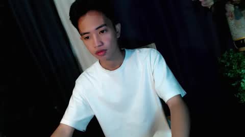 Snapshot of jel_oncamxx chatting on 12.14.25 JELicious online show from 12.14.25