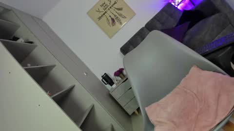 Jelen online show from 02.15.25