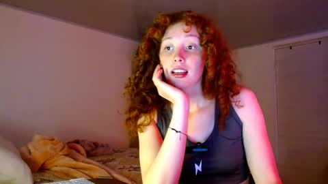 Snapshot of jellyrose chatting on 03.01.26 jellyrose online show from 03.01.26