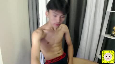 Snapshot of jemart_urnaughtboy chatting on 02.28.26 jemart_urnaughtboy online show from 02.28.26