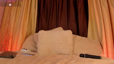 Snapshot of jen_patrick chatting on 03.10.25 Jen Patrick online show from 03.10.25