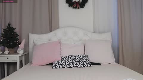 Jena  dont forget to thumbs up your rating is so important to me  online show from 12.24.24