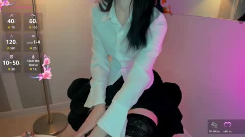 Molly online show from 11.07.25